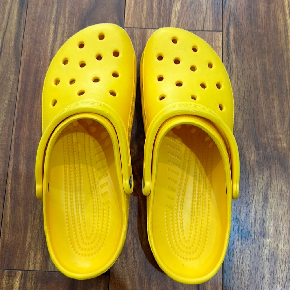 Crocs size 13